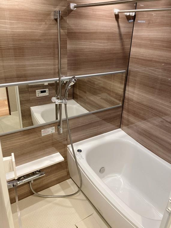 アーバンクリスタル九段下の浴室