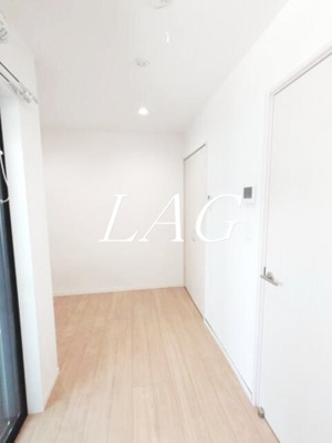 【居間・リビング】 | グランパイン小岩 | 洋室のお部屋です。