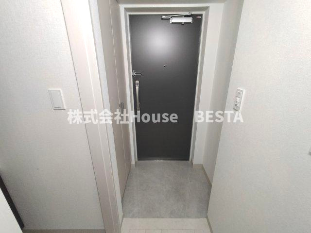 CREST TAPP DITA 神戸西パークフロントの玄関