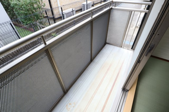 ルミエールSHIMAMURAのバルコニー