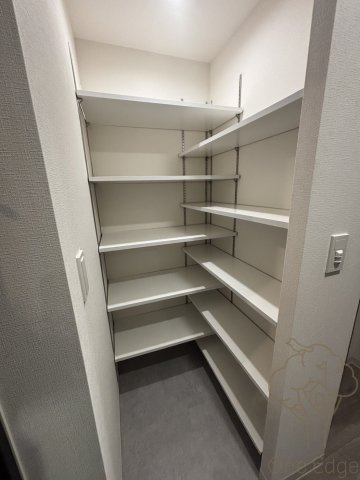 プランドール新北野の収納