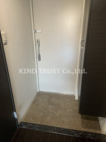 T・Y天六の玄関|収納もある玄関です