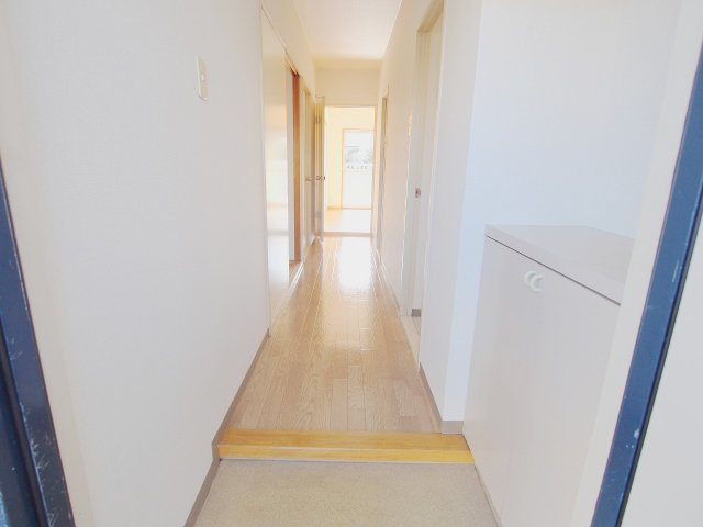 エクセル宮本の玄関