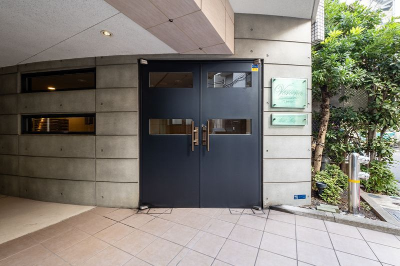 Verona　門前仲町　Lussoのエントランス