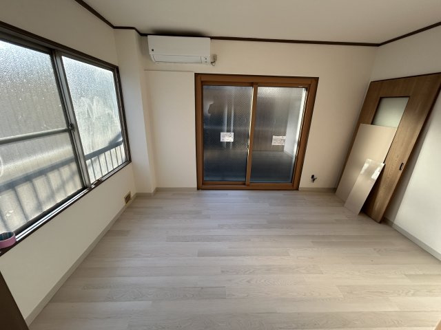 渡辺リバーサイドビルの洗面所|他室参考写真