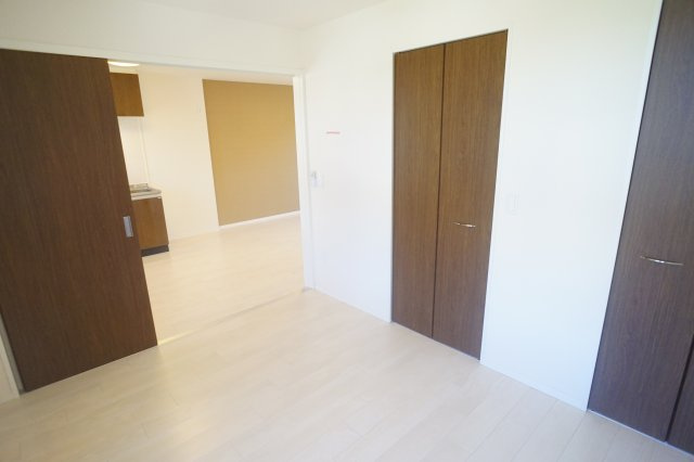 Ｐoire東生駒の居間・リビング