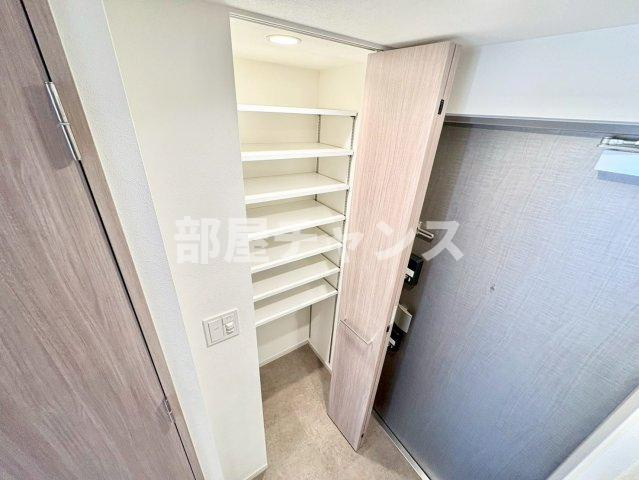 プレサンス上前津ディアシスの収納