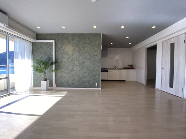 フジタ第二熱海マンションの居間・リビング