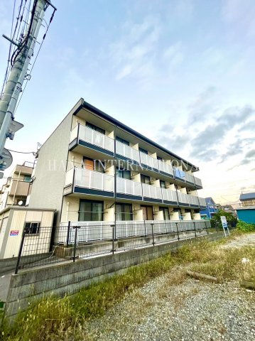 レオパレスファーレⅥの外観