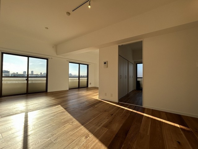 【居間・リビング】