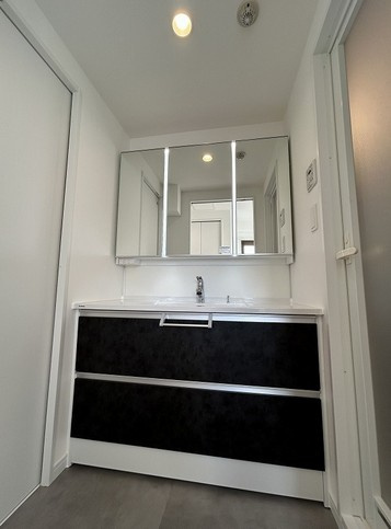 【独立洗面台】