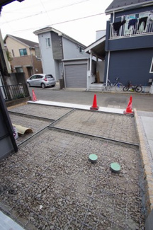 【駐車場】 | 【仲介手数料無料！！】府中市若松町2丁目　新築戸建て（全2棟）2号棟　4680万円