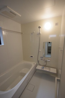 【浴室】 | 【仲介手数料無料！！】府中市若松町2丁目　新築戸建て（全2棟）2号棟　4680万円 | 浴室（1坪、1616サイズ）