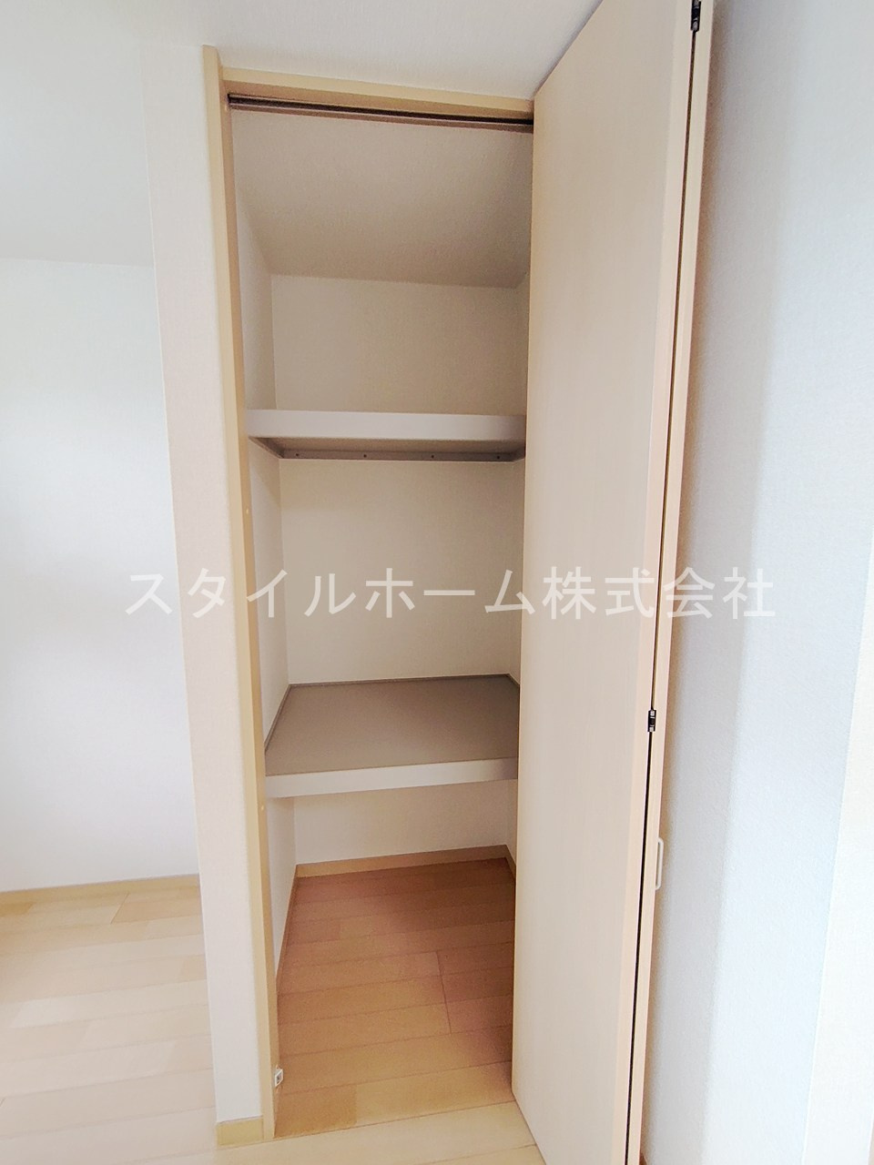 セルリアンコートEの収納