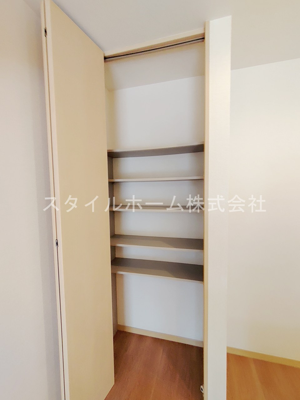 セルリアンコートEの収納