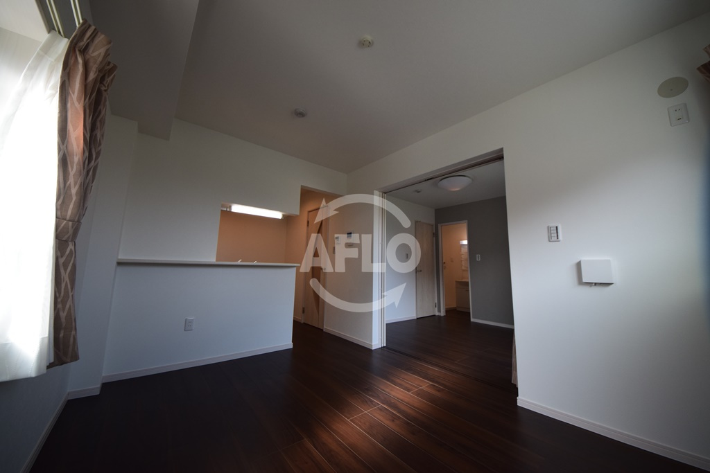 グランパシフィック長橋スクエアの居間・リビング|グランパシフィック長橋スクエア　リビング・ダイニングスペース