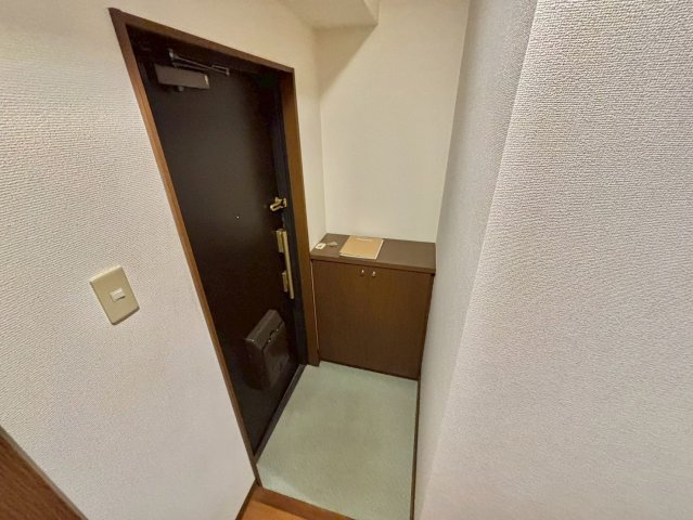 恵美酒Gマンションの玄関