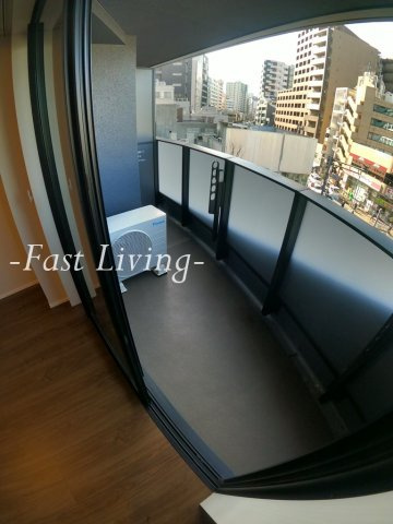 神楽坂５丁目ビルのバルコニー