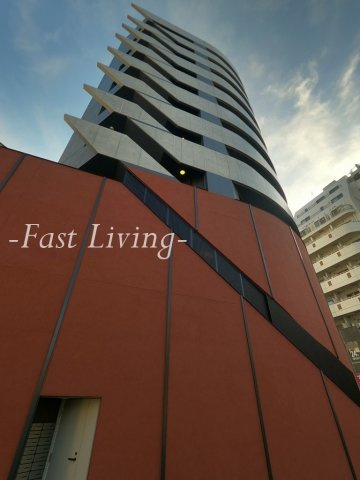 神楽坂５丁目ビルのエントランス