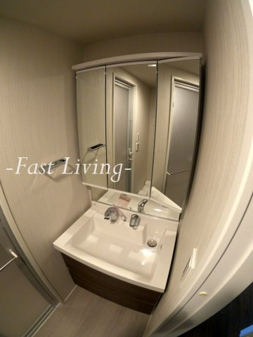 神楽坂５丁目ビルの独立洗面台