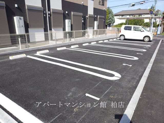 蔵の杜(くらのもり)の駐車場