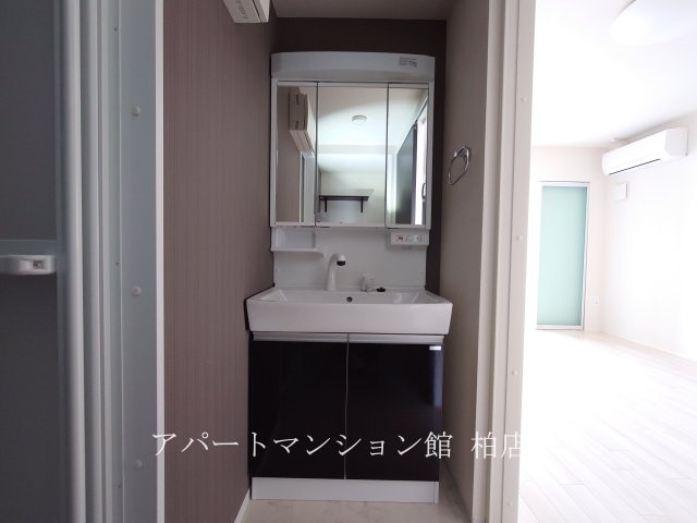 蔵の杜(くらのもり)の独立洗面台