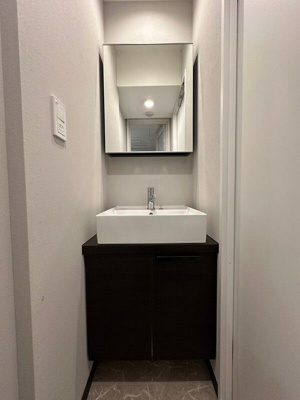  | エストゥルース浅草