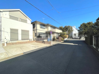 【前面道路含む現地写真】 | 築浅戸建　相模原市南区北里 | 前面道路