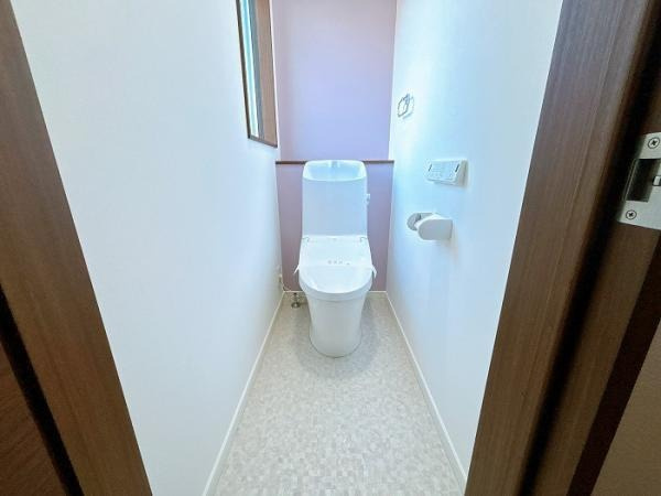 東広島市黒瀬町楢原　中古一戸建てのトイレ