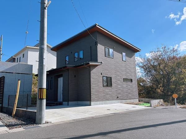 東広島市黒瀬町楢原　中古一戸建て