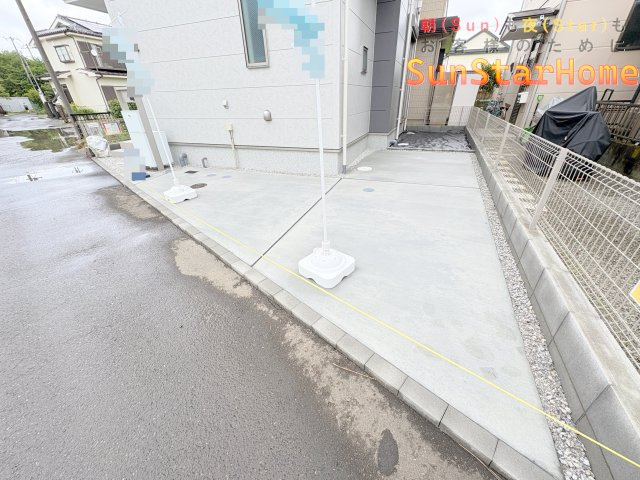 【サンスターホーム】あきる野市上代継　高品質新築戸建の駐車場