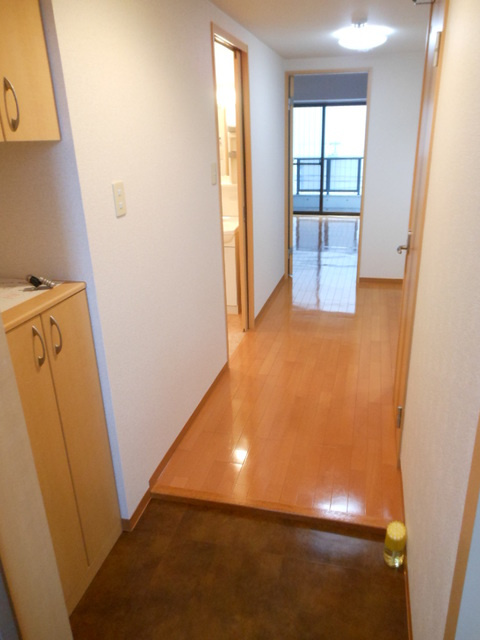 コートモーリス新道の玄関|前回募集時の写真です