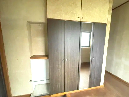 越前市家久町中古戸建の玄関