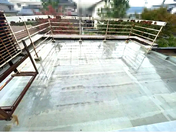 越前市武生柳町中古戸建のバルコニー