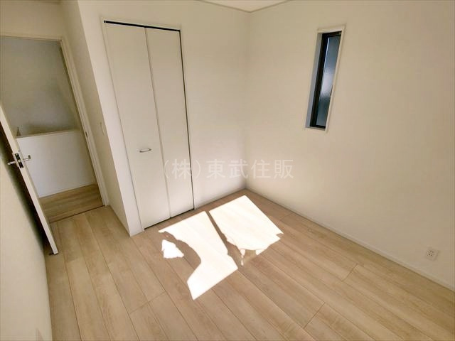 【洋室】 | 比企郡吉見町東野第２０　全３棟　１号棟 | 2階南側5.0帖洋室　寝室にいかがでしょうか