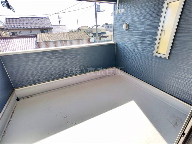 【バルコニー】 | 比企郡吉見町東野第２０　全３棟　１号棟 | 風通しの良いバルコニーです