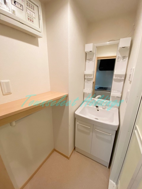 プラシードハウスの洗面所|使いやすい脱衣所・独立洗面台