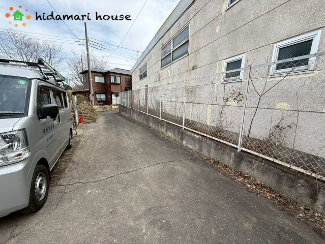 見沼区宮ヶ谷塔第1　新築戸建　クレイドル01の前面道路含む現地写真