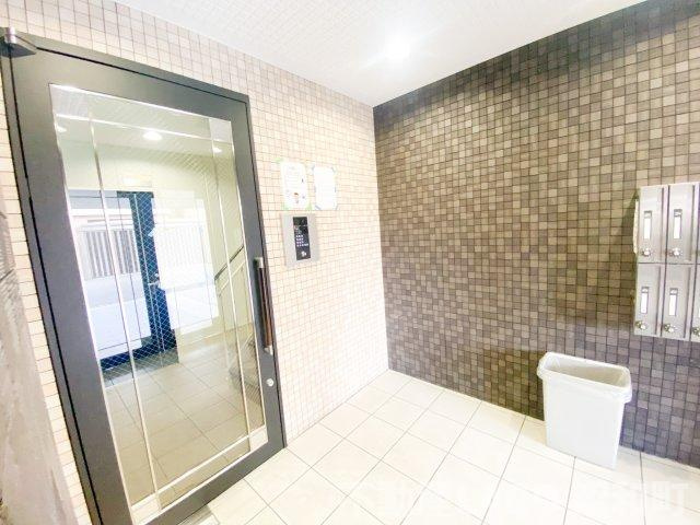 藤貴エイトのエントランス