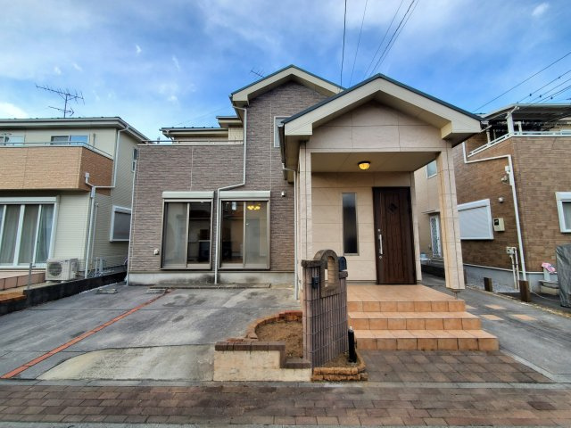 吉川市　中央3丁目　中古戸建