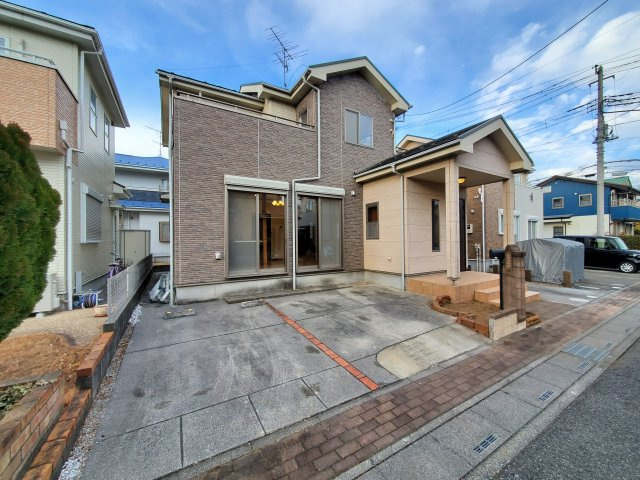 吉川市　中央3丁目　中古戸建の外観|外観です