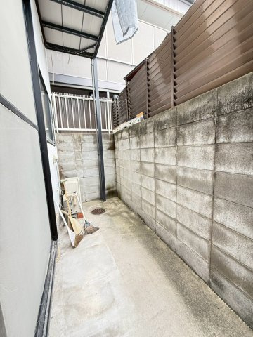 突抜町のその他