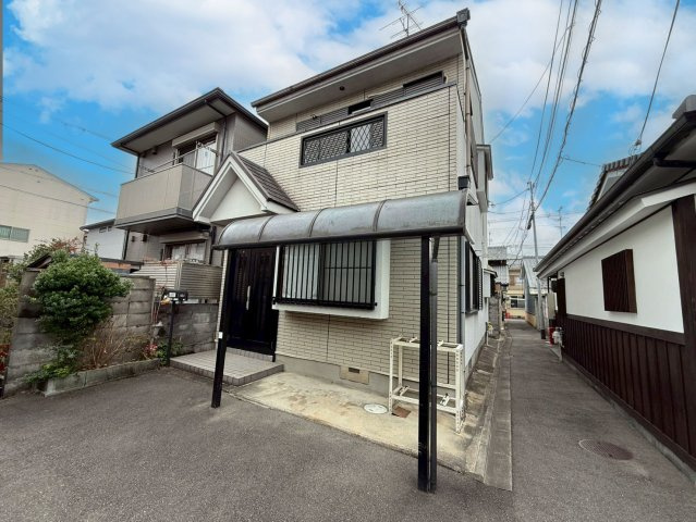 突抜町の前面道路含む現地写真