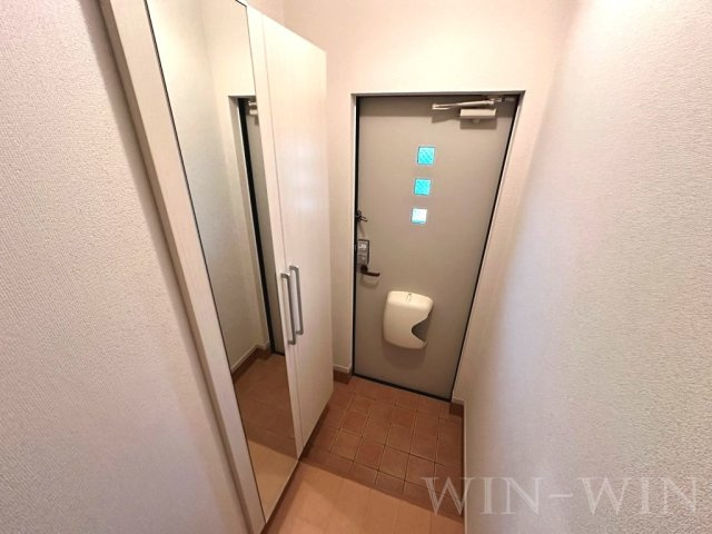 カーサ プラシードの玄関