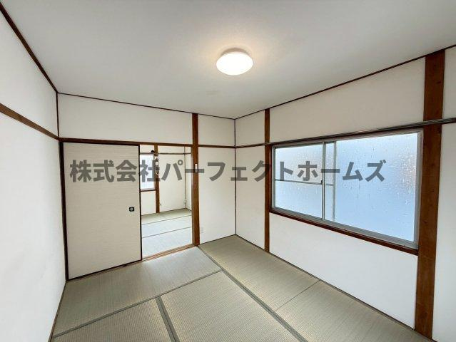 緑町テラスハウス　賃貸の和室|趣のある和室です