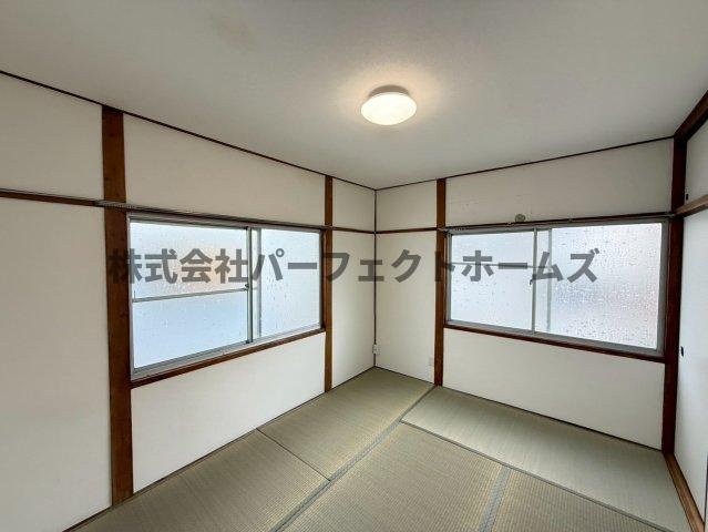 緑町テラスハウス　賃貸の和室|和室、ちょっとしたくつろぎスペースにいかがでしょうか