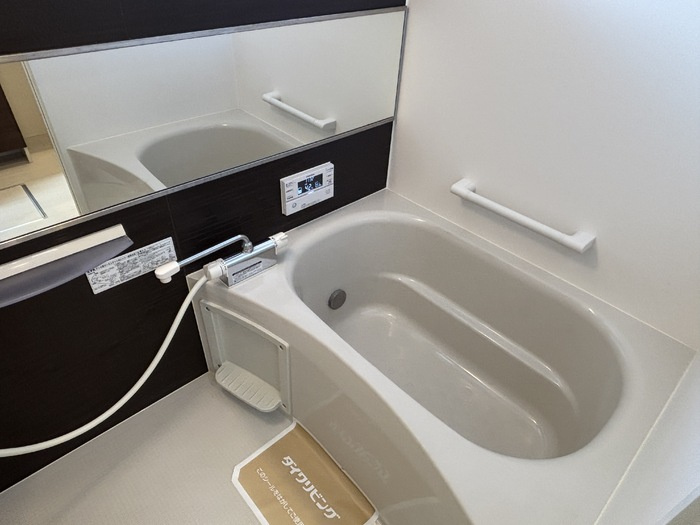 グランドゥール東森田の浴室