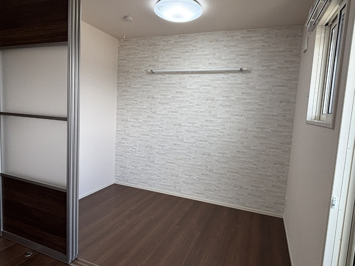 グランドゥール東森田の洋室