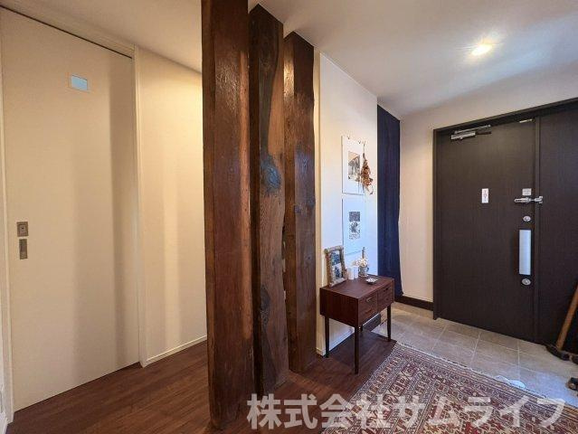 【玄関】 | 飯塚市中・暖炉がある家