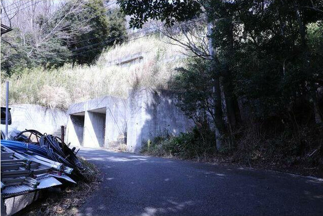 熱海市　緑ガ丘町の前面道路含む現地写真